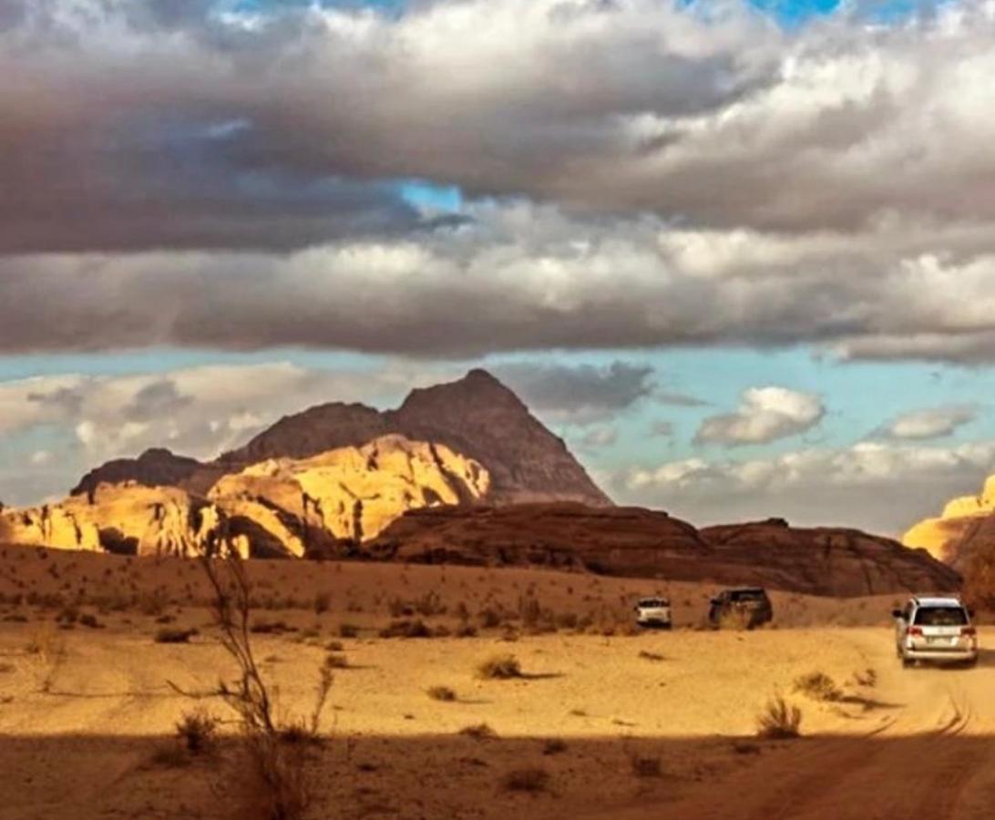 Rum Arjaan Luxury Camp Wadi Rum Exteriör bild